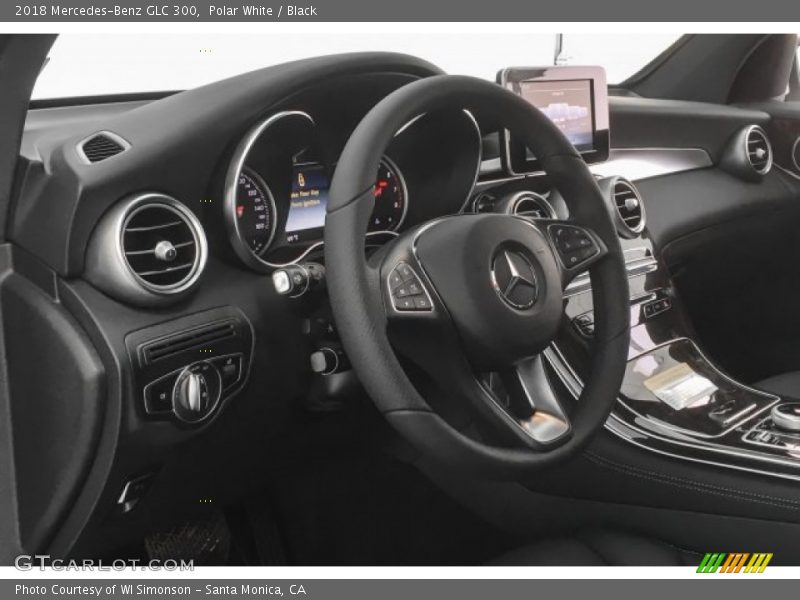 Polar White / Black 2018 Mercedes-Benz GLC 300