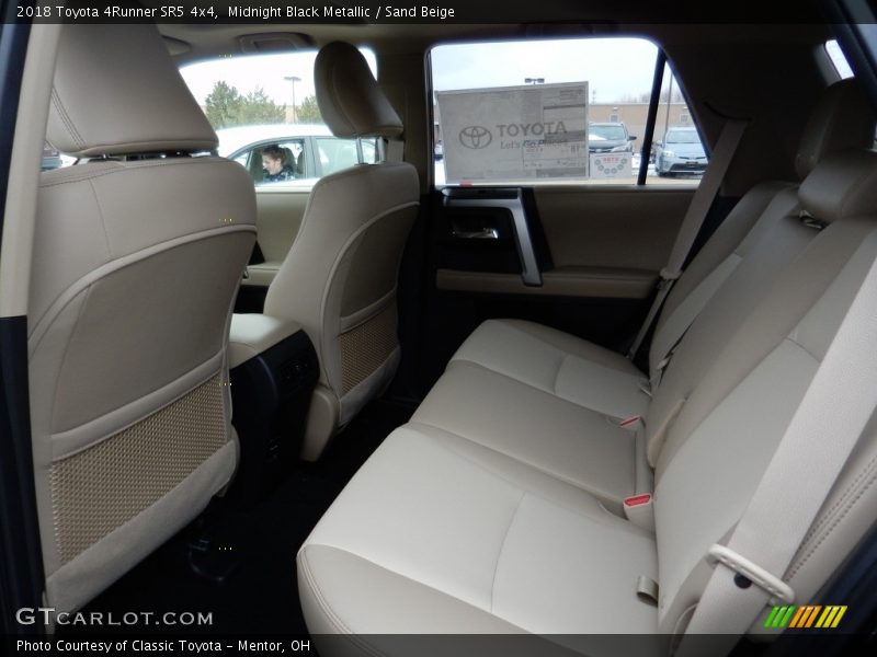 Midnight Black Metallic / Sand Beige 2018 Toyota 4Runner SR5 4x4