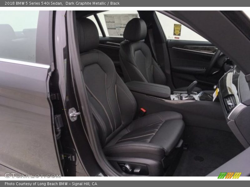 Dark Graphite Metallic / Black 2018 BMW 5 Series 540i Sedan