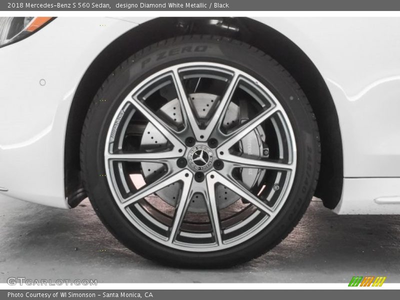 designo Diamond White Metallic / Black 2018 Mercedes-Benz S 560 Sedan