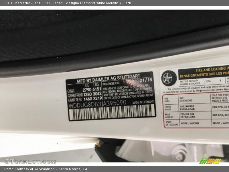 designo Diamond White Metallic / Black 2018 Mercedes-Benz S 560 Sedan