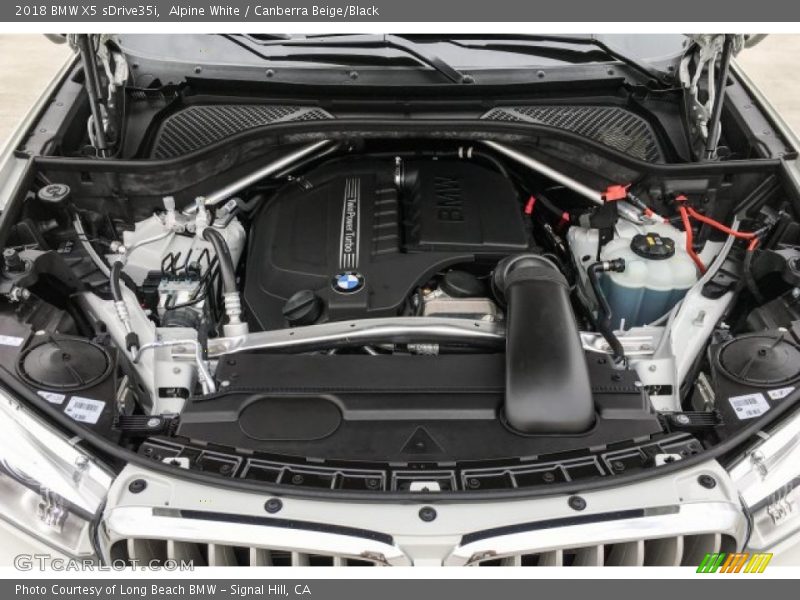 Alpine White / Canberra Beige/Black 2018 BMW X5 sDrive35i