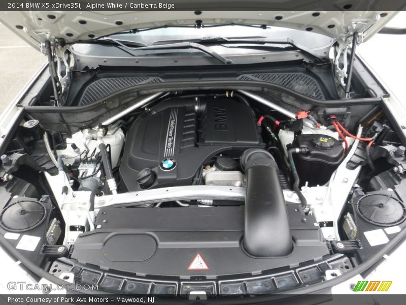 Alpine White / Canberra Beige 2014 BMW X5 xDrive35i