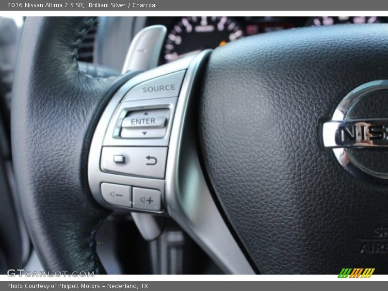 Brilliant Silver / Charcoal 2016 Nissan Altima 2.5 SR