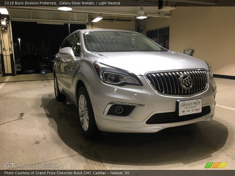 Galaxy Silver Metallic / Light Neutral 2018 Buick Envision Preferred