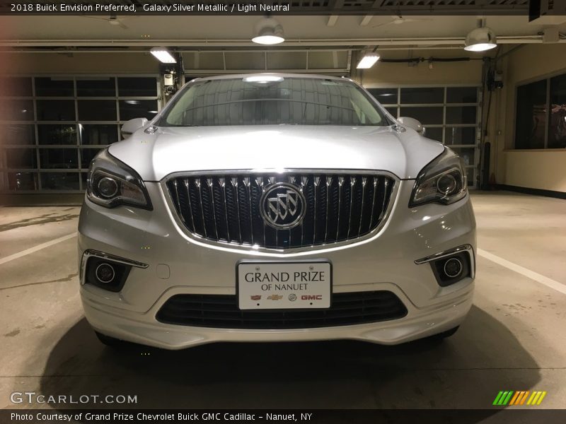Galaxy Silver Metallic / Light Neutral 2018 Buick Envision Preferred