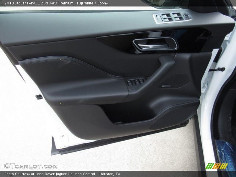 Fuji White / Ebony 2018 Jaguar F-PACE 20d AWD Premium