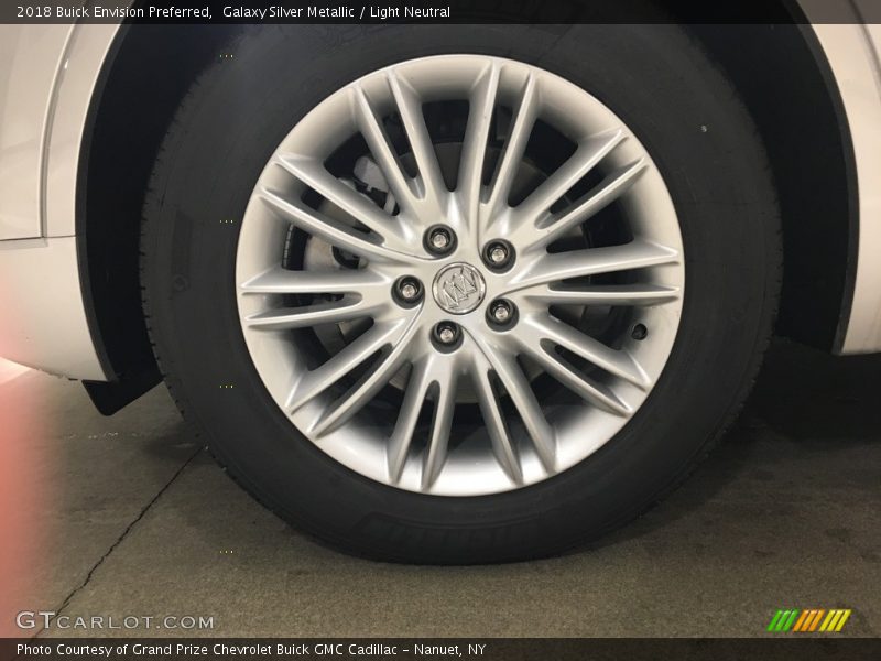 Galaxy Silver Metallic / Light Neutral 2018 Buick Envision Preferred