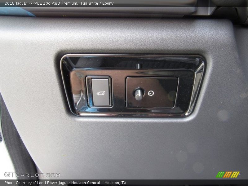 Fuji White / Ebony 2018 Jaguar F-PACE 20d AWD Premium
