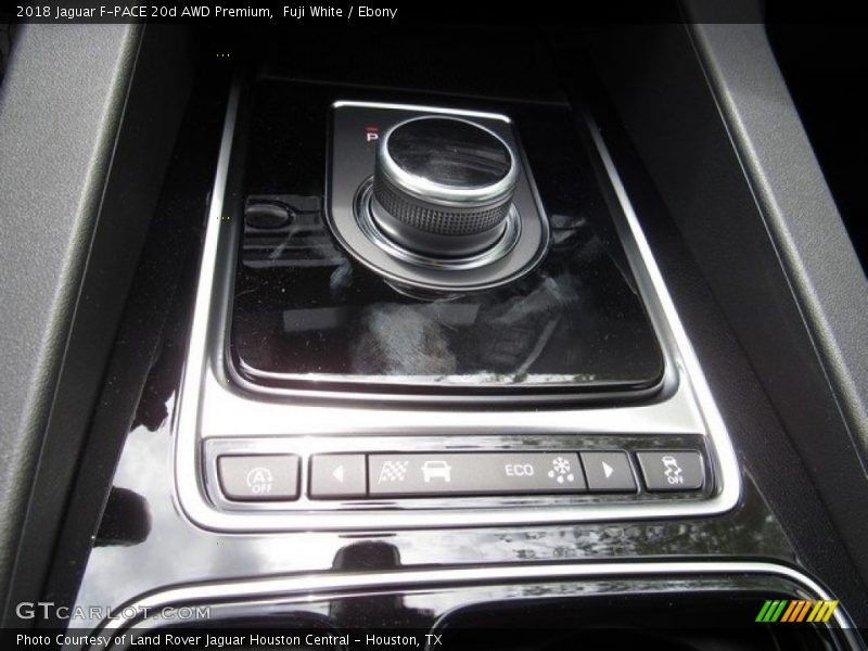 Fuji White / Ebony 2018 Jaguar F-PACE 20d AWD Premium
