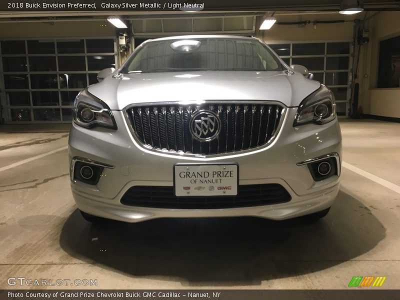 Galaxy Silver Metallic / Light Neutral 2018 Buick Envision Preferred