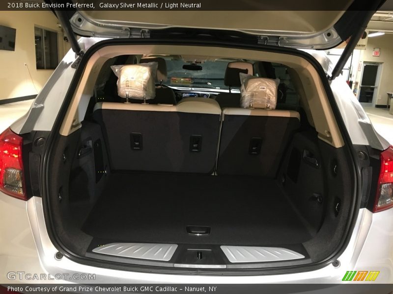 Galaxy Silver Metallic / Light Neutral 2018 Buick Envision Preferred