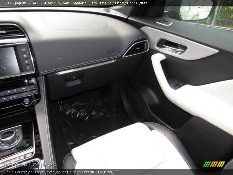 Santorini Black Metallic / Ebony/Light Oyster 2018 Jaguar F-PACE 25t AWD R-Sport