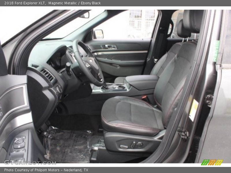 Magnetic Metallic / Ebony Black 2018 Ford Explorer XLT