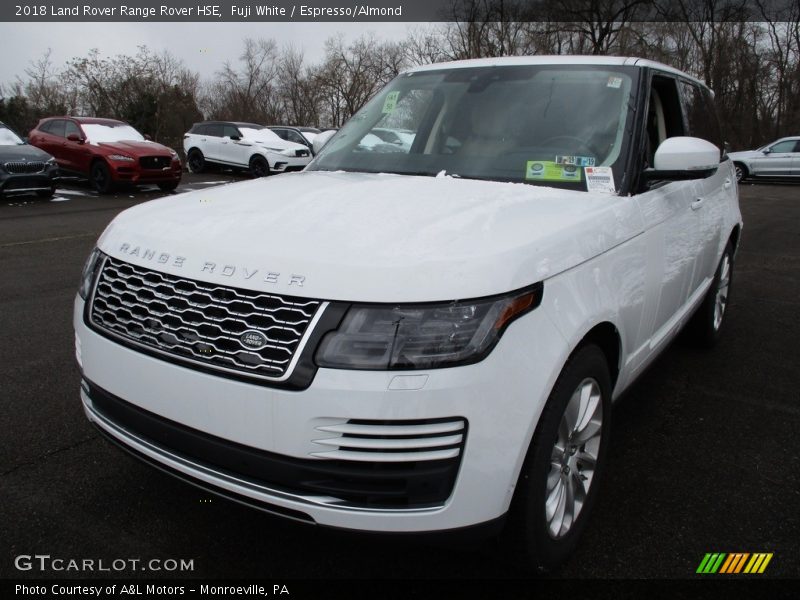 Fuji White / Espresso/Almond 2018 Land Rover Range Rover HSE