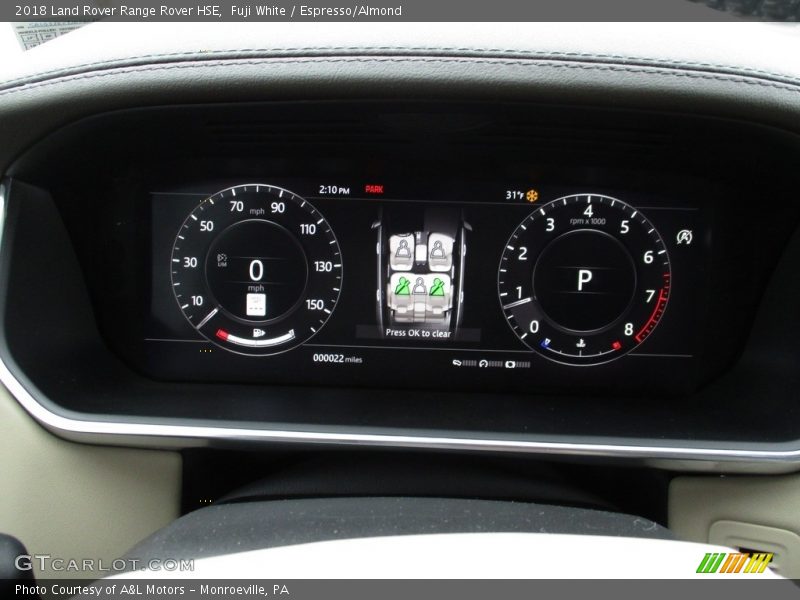 Fuji White / Espresso/Almond 2018 Land Rover Range Rover HSE