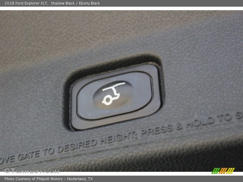 Shadow Black / Ebony Black 2018 Ford Explorer XLT