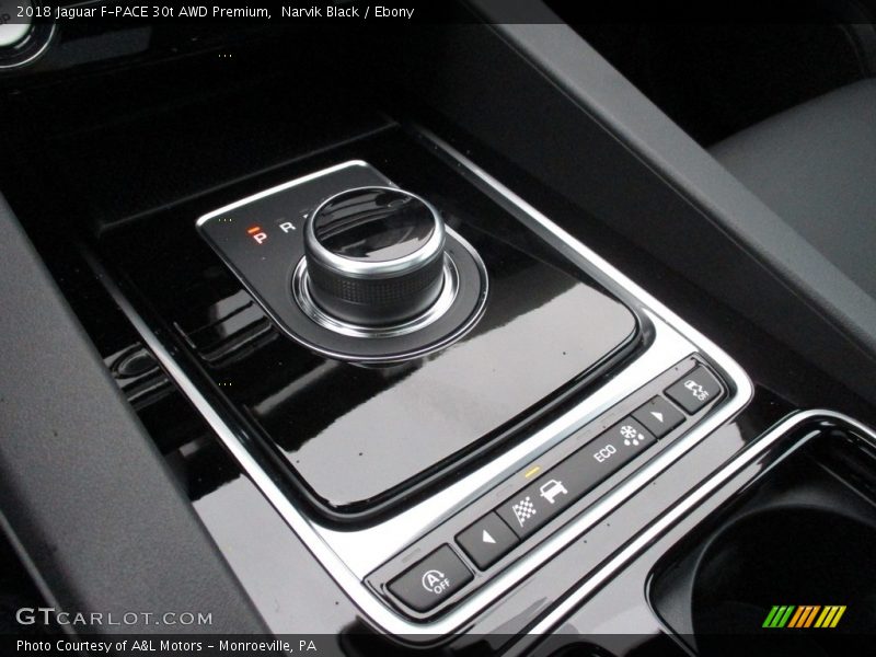 Narvik Black / Ebony 2018 Jaguar F-PACE 30t AWD Premium