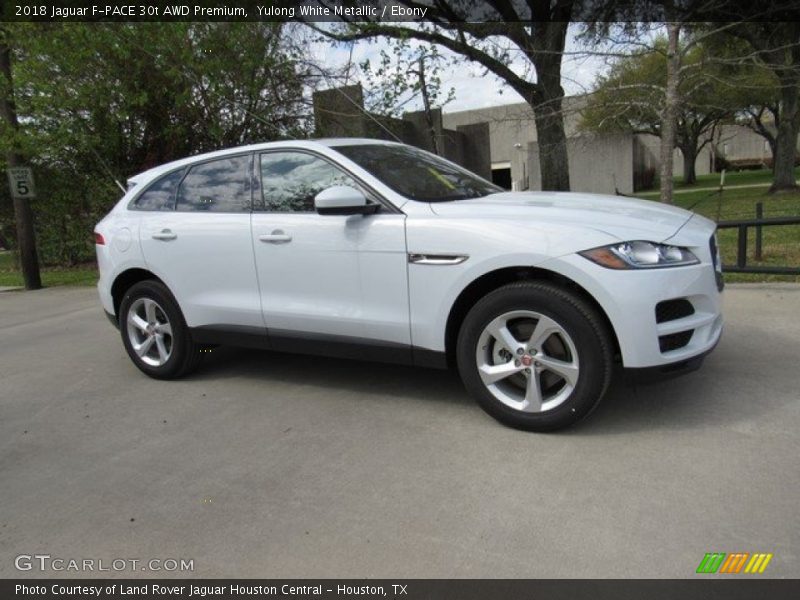 Yulong White Metallic / Ebony 2018 Jaguar F-PACE 30t AWD Premium