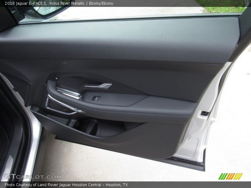 Indus Silver Metallic / Ebony/Ebony 2018 Jaguar E-PACE S