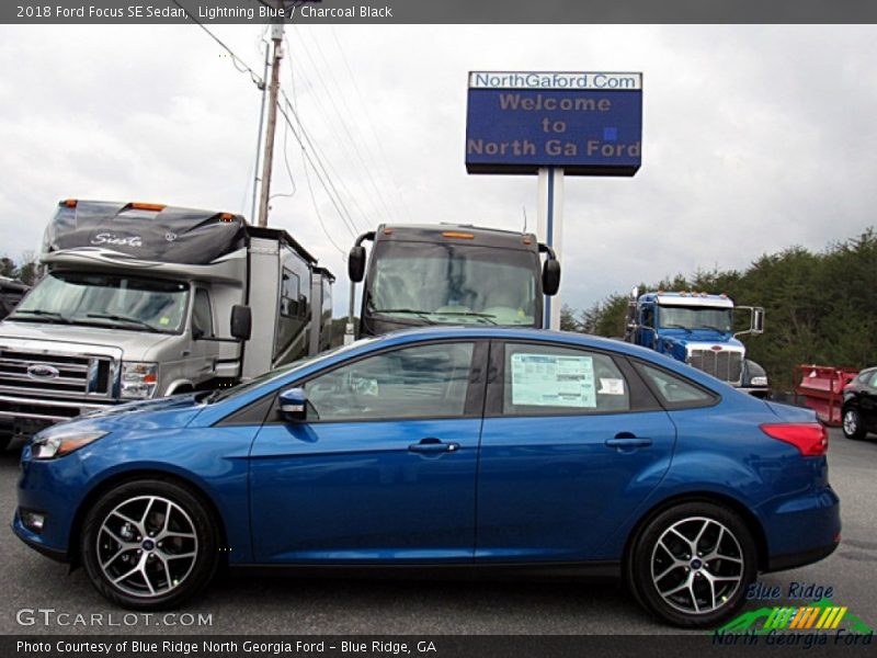 Lightning Blue / Charcoal Black 2018 Ford Focus SE Sedan