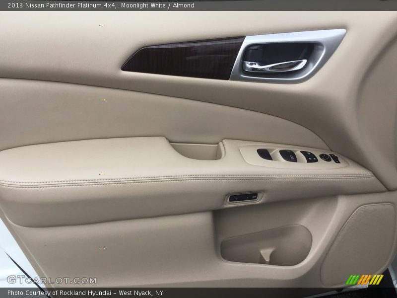 Moonlight White / Almond 2013 Nissan Pathfinder Platinum 4x4