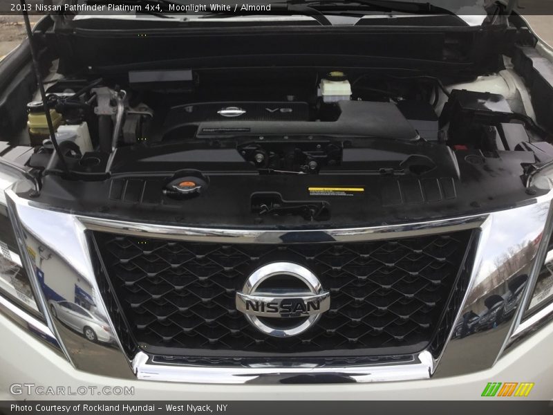 Moonlight White / Almond 2013 Nissan Pathfinder Platinum 4x4