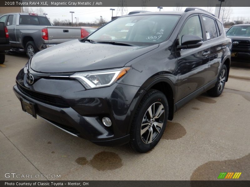 Magnetic Gray Metallic / Ash 2018 Toyota RAV4 XLE