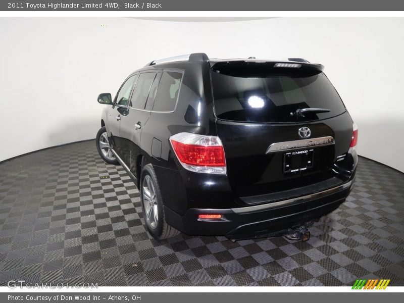 Black / Black 2011 Toyota Highlander Limited 4WD