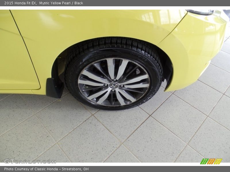 Mystic Yellow Pearl / Black 2015 Honda Fit EX