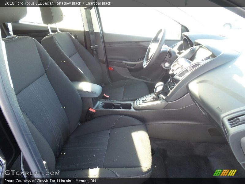Shadow Black / Charcoal Black 2018 Ford Focus SEL Sedan