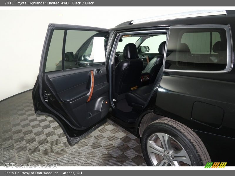 Black / Black 2011 Toyota Highlander Limited 4WD