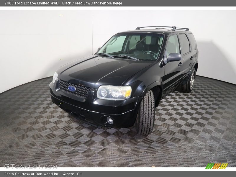 Black / Medium/Dark Pebble Beige 2005 Ford Escape Limited 4WD