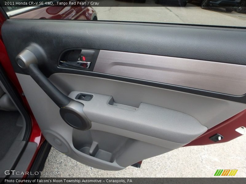Tango Red Pearl / Gray 2011 Honda CR-V SE 4WD