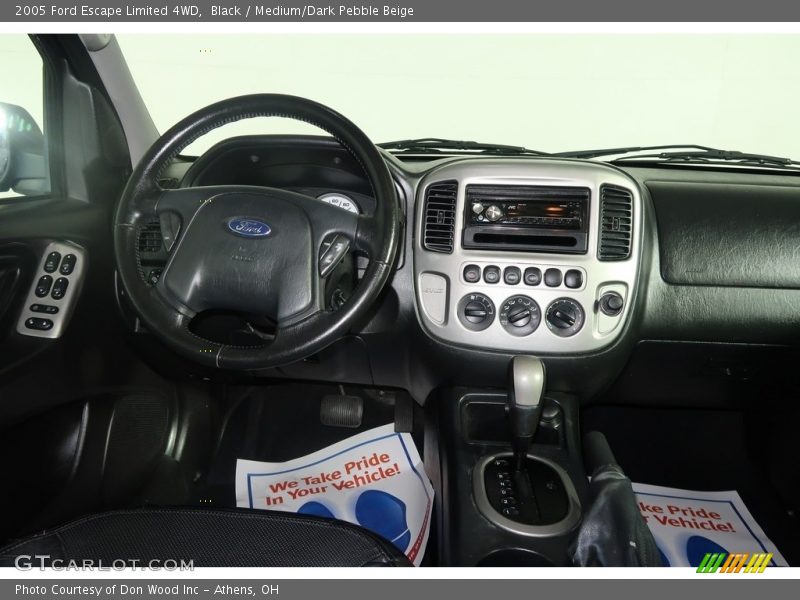 Black / Medium/Dark Pebble Beige 2005 Ford Escape Limited 4WD