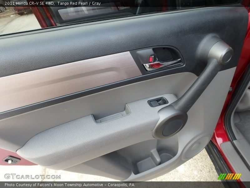 Tango Red Pearl / Gray 2011 Honda CR-V SE 4WD