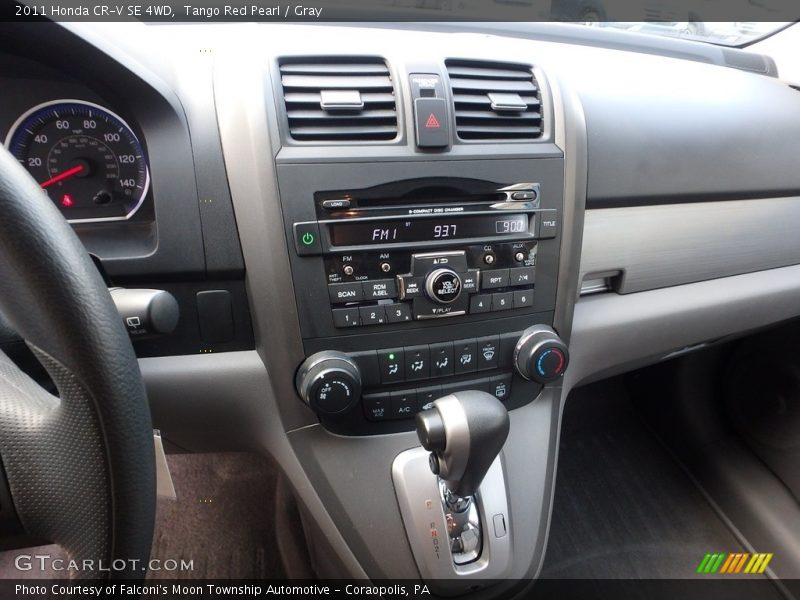 Tango Red Pearl / Gray 2011 Honda CR-V SE 4WD