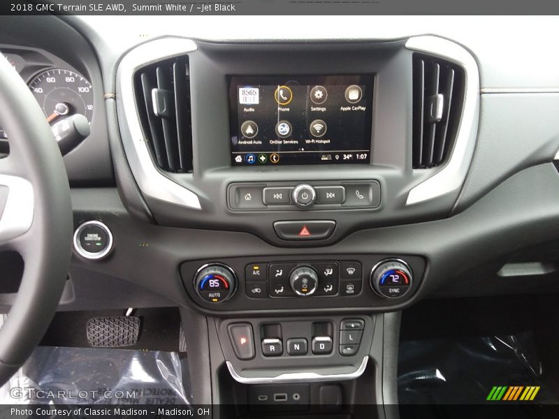 Summit White / ­Jet Black 2018 GMC Terrain SLE AWD