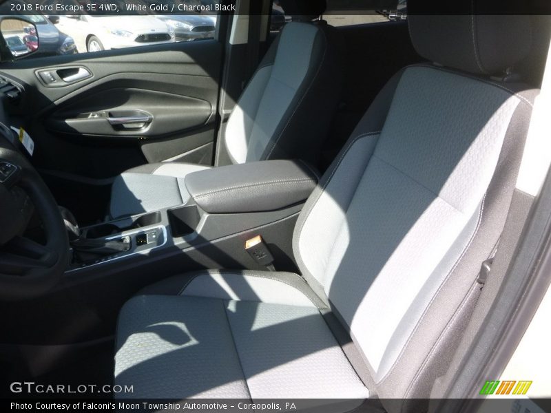 White Gold / Charcoal Black 2018 Ford Escape SE 4WD