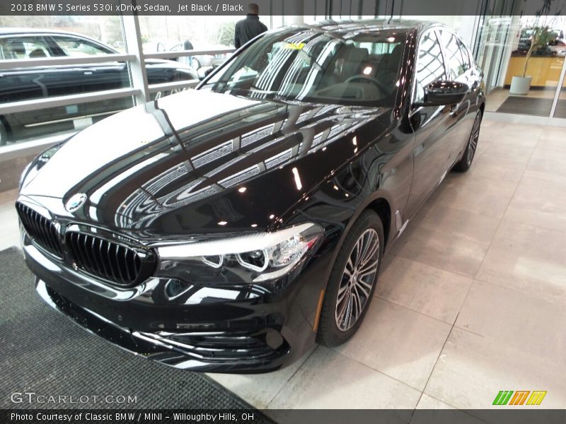 Jet Black / Black 2018 BMW 5 Series 530i xDrive Sedan