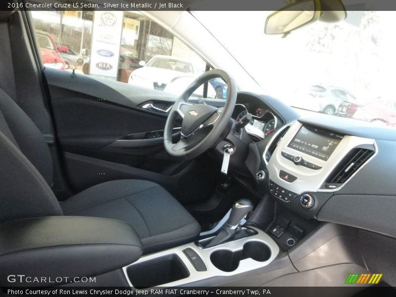 Silver Ice Metallic / Jet Black 2016 Chevrolet Cruze LS Sedan