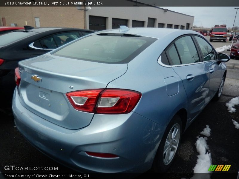 Arctic Blue Metallic / Jet Black 2018 Chevrolet Cruze LT