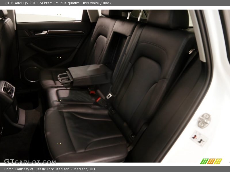 Ibis White / Black 2016 Audi Q5 2.0 TFSI Premium Plus quattro
