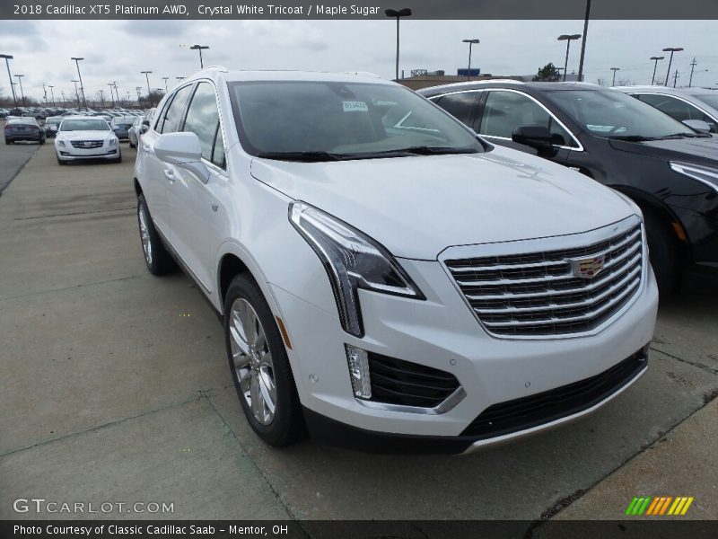 Crystal White Tricoat / Maple Sugar 2018 Cadillac XT5 Platinum AWD