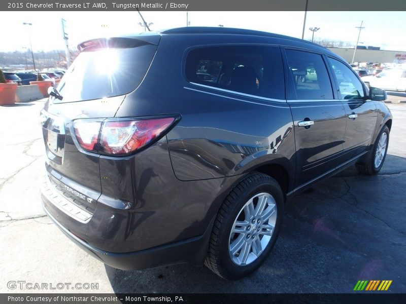 Tungsten Metallic / Ebony 2015 Chevrolet Traverse LT AWD