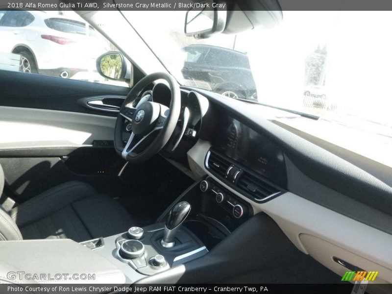 Silverstone Gray Metallic / Black/Dark Gray 2018 Alfa Romeo Giulia Ti AWD