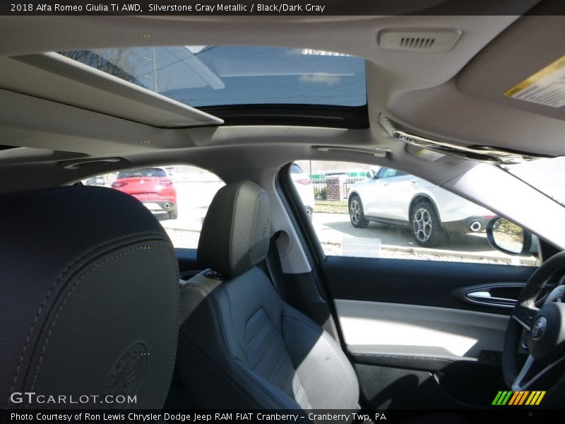 Silverstone Gray Metallic / Black/Dark Gray 2018 Alfa Romeo Giulia Ti AWD