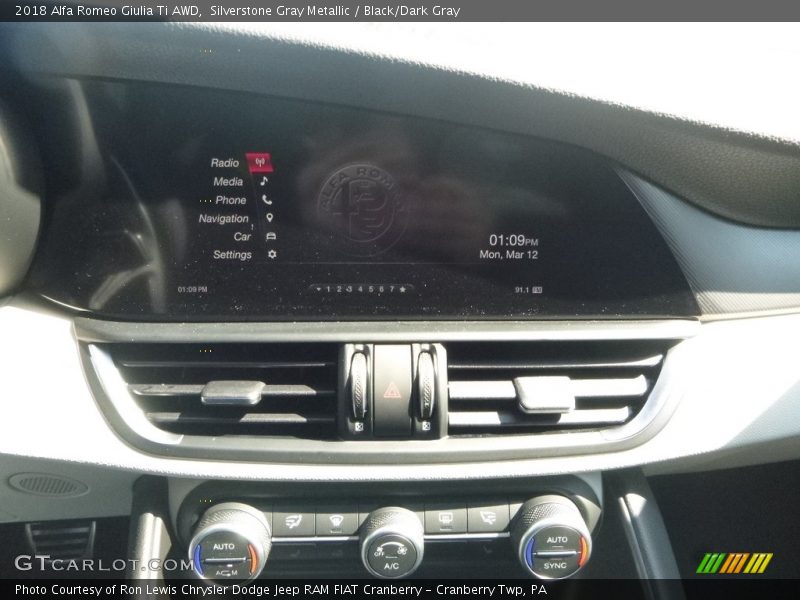 Silverstone Gray Metallic / Black/Dark Gray 2018 Alfa Romeo Giulia Ti AWD