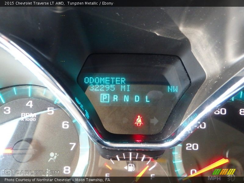 Tungsten Metallic / Ebony 2015 Chevrolet Traverse LT AWD