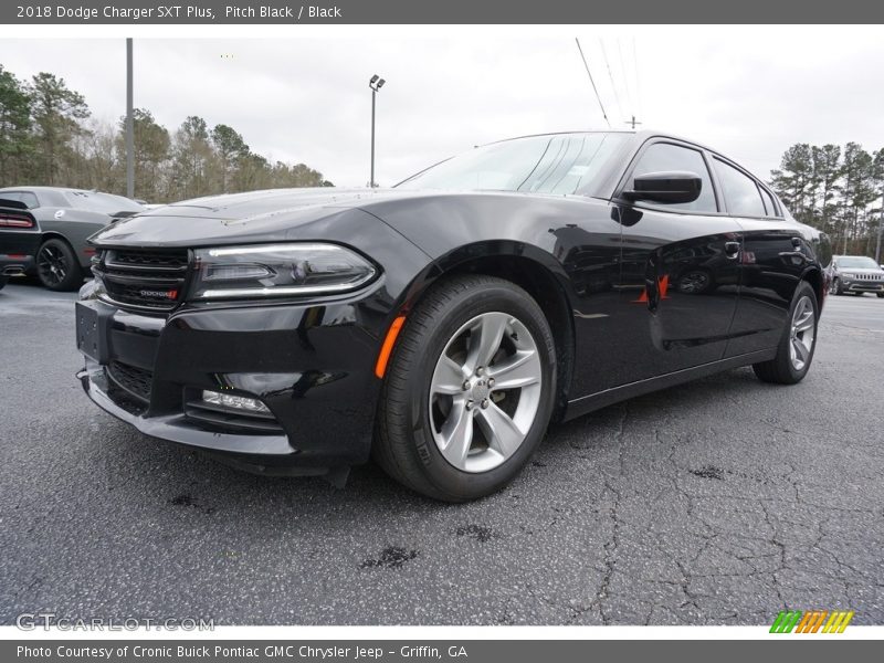 Pitch Black / Black 2018 Dodge Charger SXT Plus